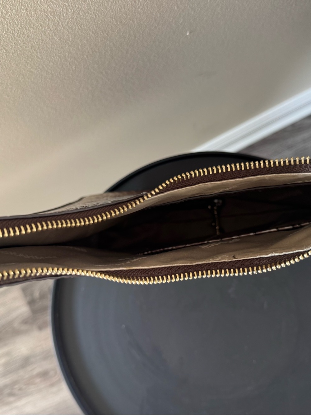 Brown Brahmin Medium Satchel - Picture 4 of 7